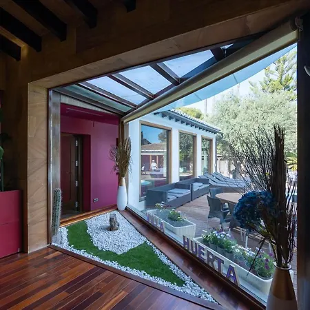 Huerta 2, Paterna, Jacuzzi, Sauna Villa *